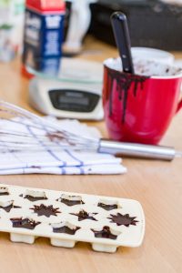 Tag-der-Schokolade-bei-Carl-Roth-Serotonin-Endorphine