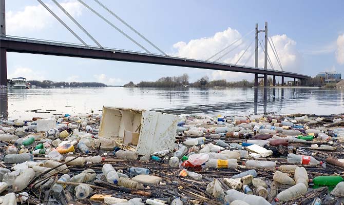 Die 10 häufigsten Plastikabfälle in Europas Seen und Flüssen